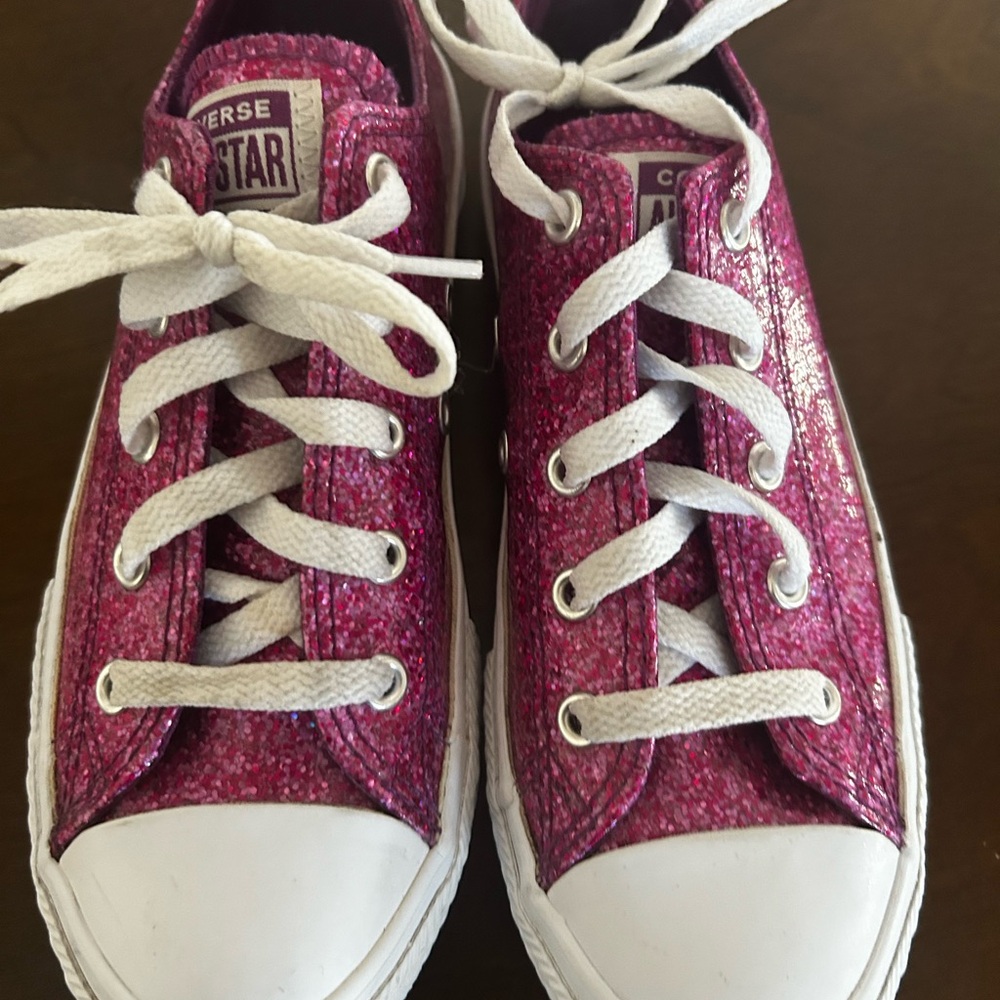 Girl used sneaker converse in good condition